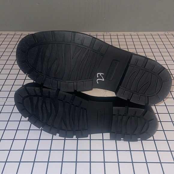 🍉 New Women’s Size 8 Unionbay Off White Zipper Boots - Picture 6 of 7